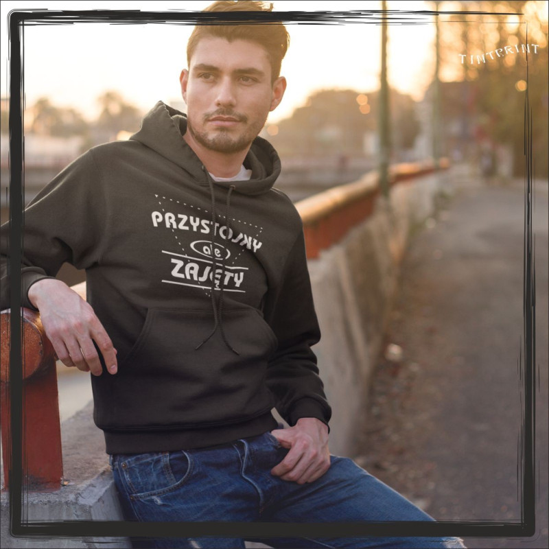 PRZYSTOJNY ALE ZAJĘTY PRZYSTOJNY ALE ZAJĘTY